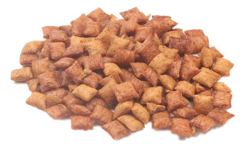 ТИТБИТ Хрустящие подушечки для кошек с паштетом из индейки (Новогодняя коллекция)