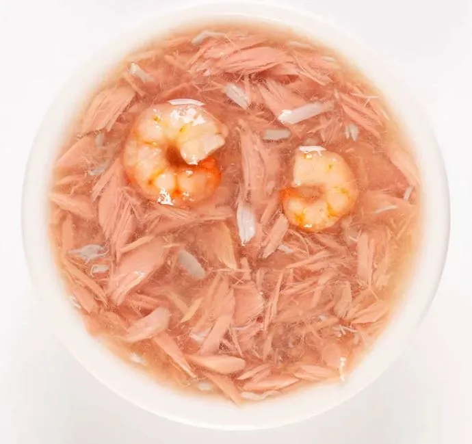 Деревенские лакомства Суп из тунца с креветками и крабом