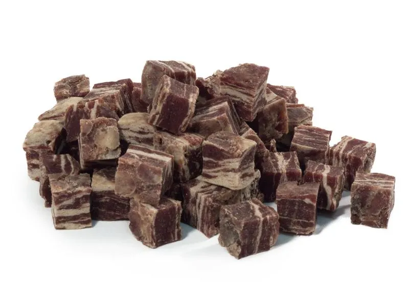 Triol Мраморные кубики из говядины для собак