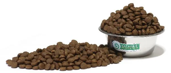 Nature's Protection SC White Dogs Junior All Breeds