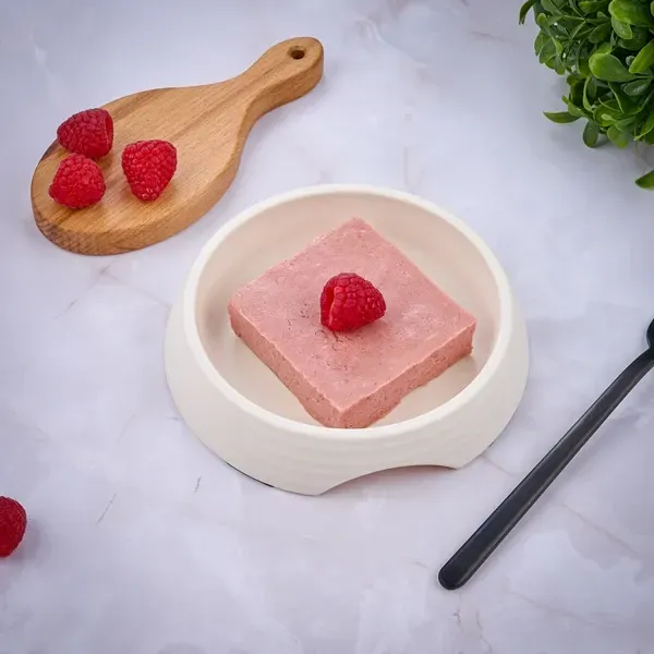 Monge Dog Natural Monoprotein Fruits Паштет из утки с малиной