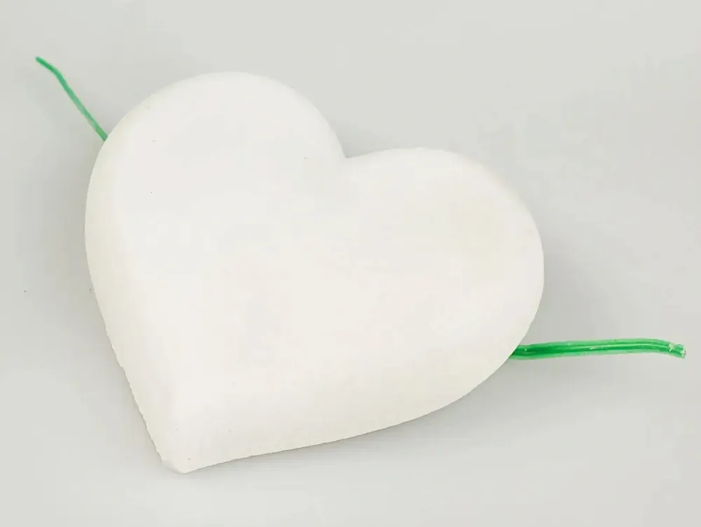 Перрико Минеральный камень для птиц в виде сердечка